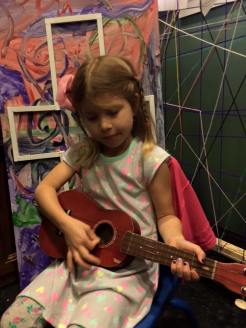 Aliyah ukulele